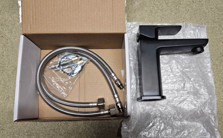 Basin tap BNIB