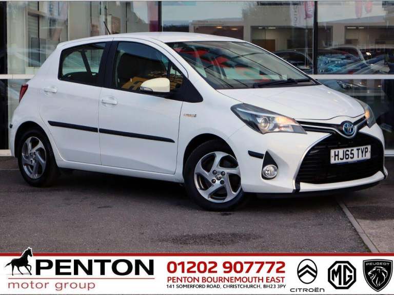 2015 Toyota Yaris 1.5 VVT-h Icon E-CVT Euro 6 5dr HATCHBACK Petrol/Electric Hybrid Automatic