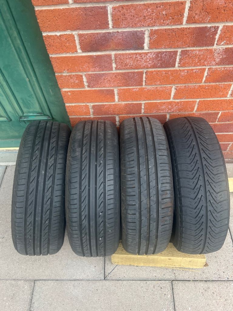 Car tyre 165/60 14R