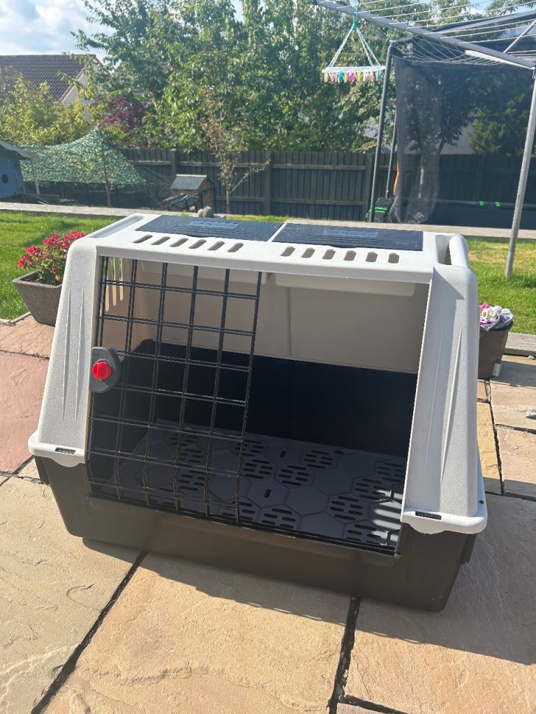 Ferplast Atlas Dog or Cat Car Pet Carrier 80