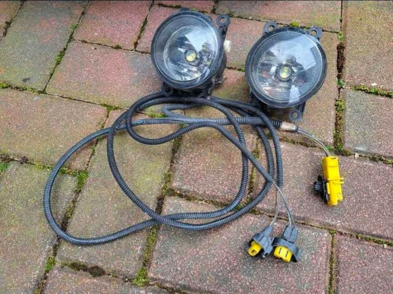 GENUINE RENAULT MEGANE SPORT RS 225 230 F1 R26 FRONT FOG LAMPS + WIRING + LEDS