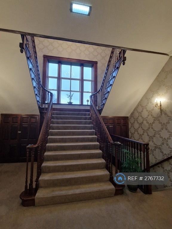 1 bedroom flat in Waverley, Huddersfield, HD3 (1 bed) (#2767732)