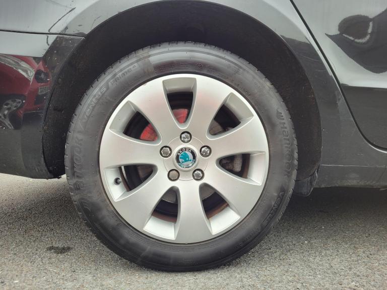 2011 Skoda Superb 2.0 TDI S DSG Euro 5 5dr ESTATE Diesel Automatic