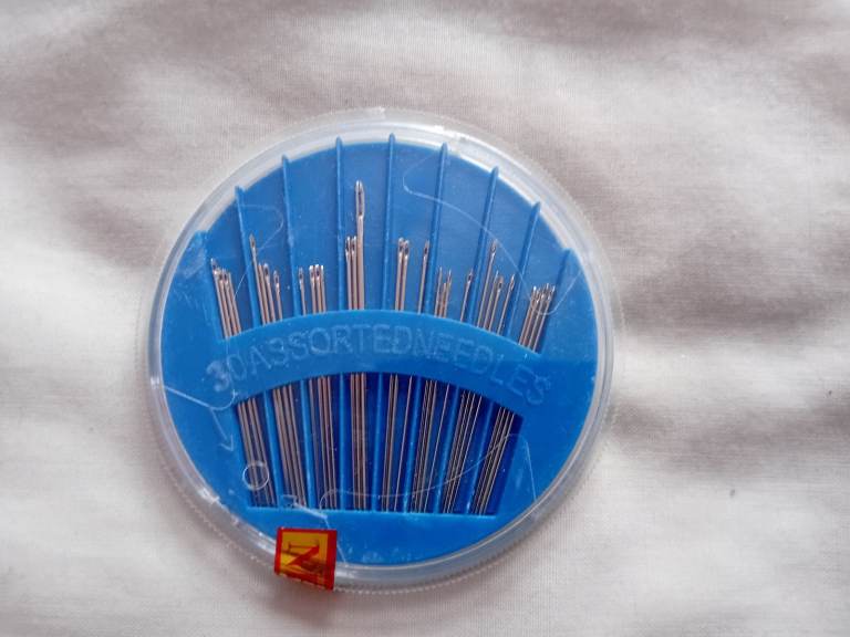 Assorted Needles - NEW 