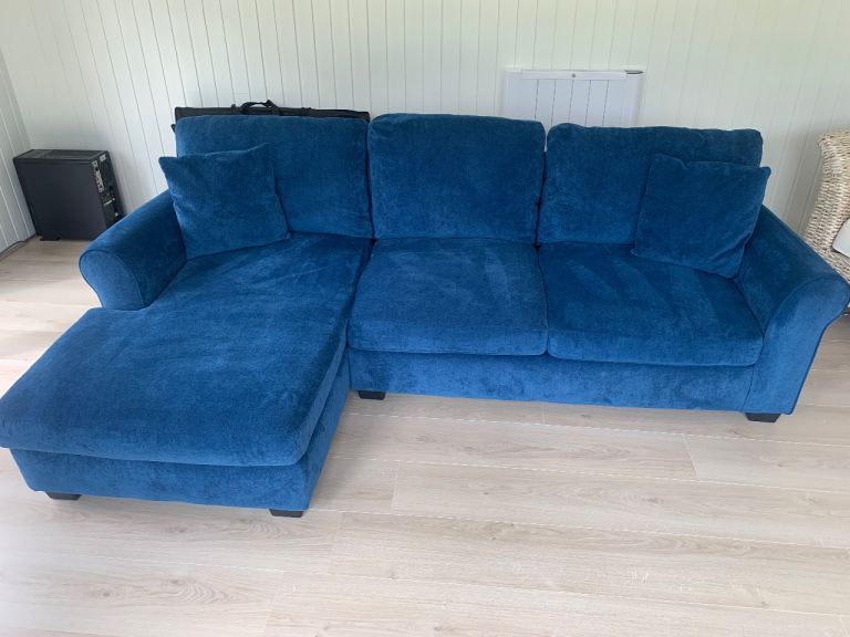 Blue 3 seater corner suite