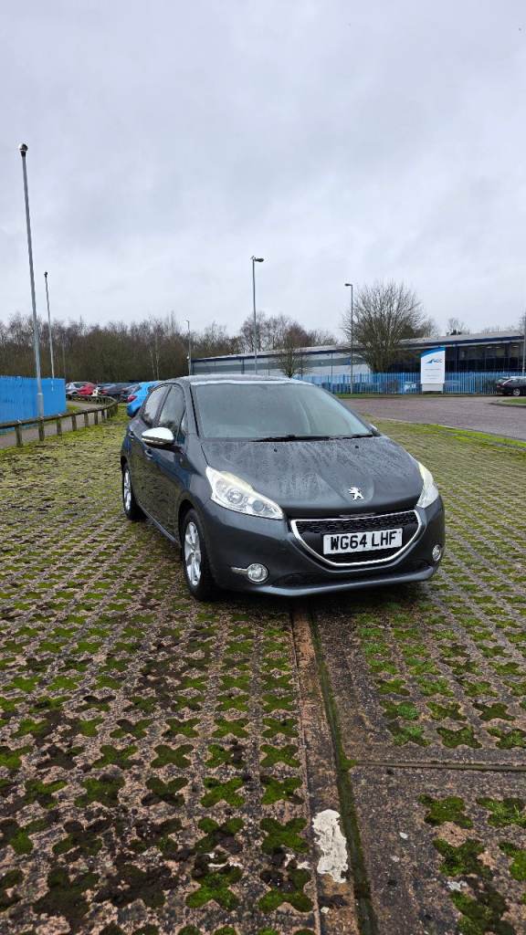 Peugeot, 208, Hatchback, 2014, Manual, 1199 (cc), 5 doors