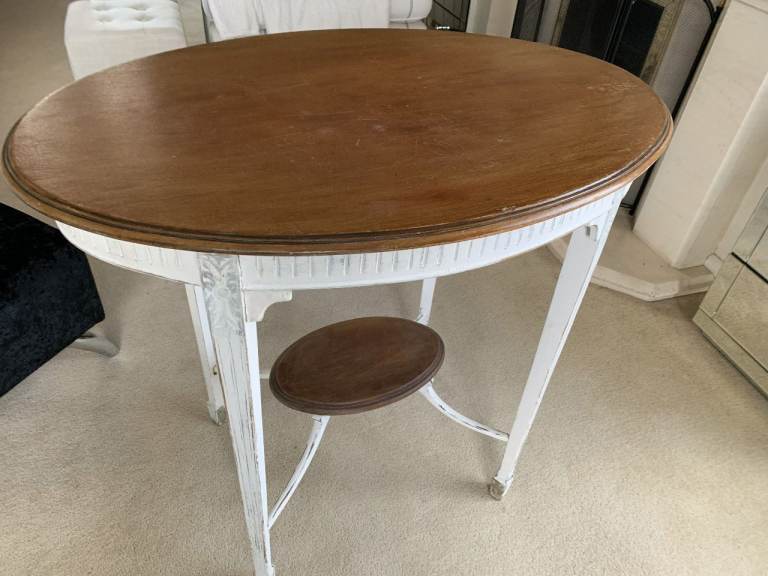 Oval table in cream & wood top