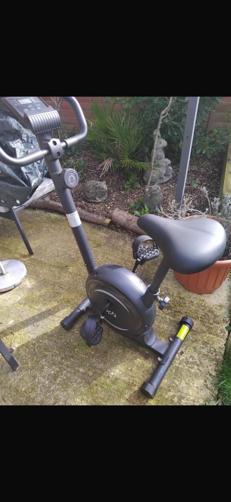 Opti manual exercise bike