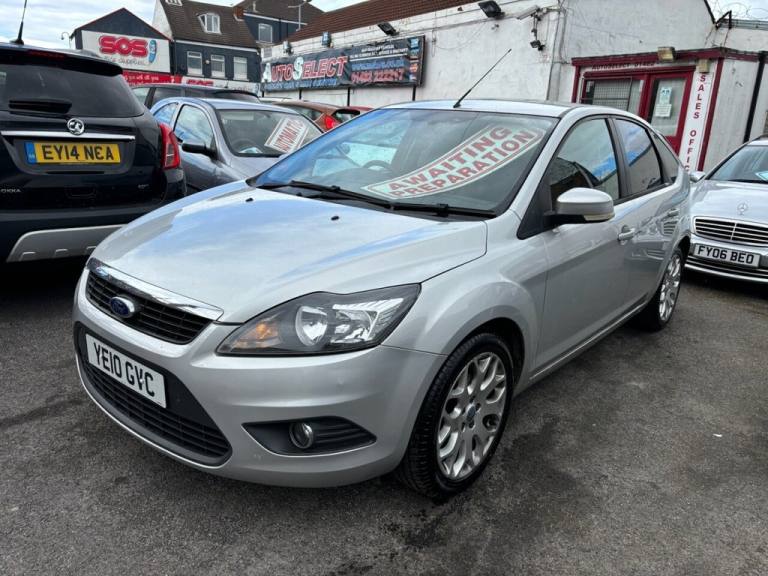 2010 Ford Focus 1.6 Zetec S Hatchback 5dr Petrol Manual (157 g/km, 113 bhp) Hatchback Petrol Manual