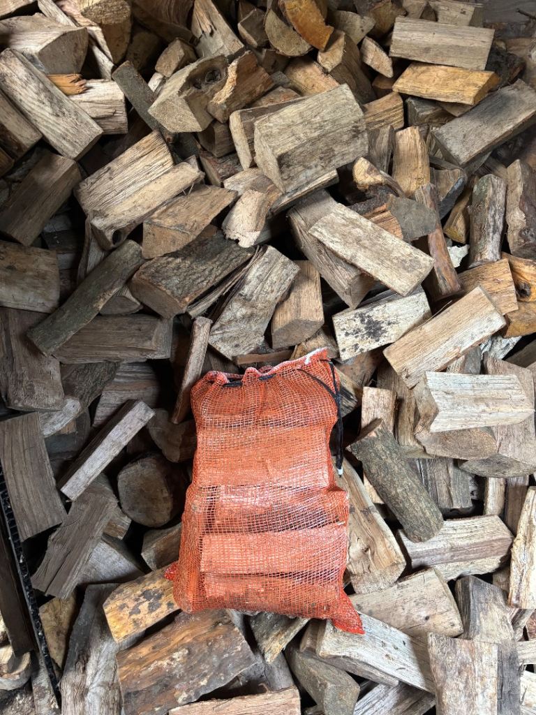 Seasoned Oak Mix Hardwood 30L Net Bag Firewood