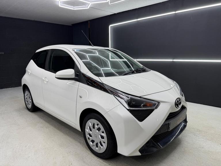 2018 Toyota AYGO 1.0 VVT-i X-Play 5dr HATCHBACK PETROL Manual