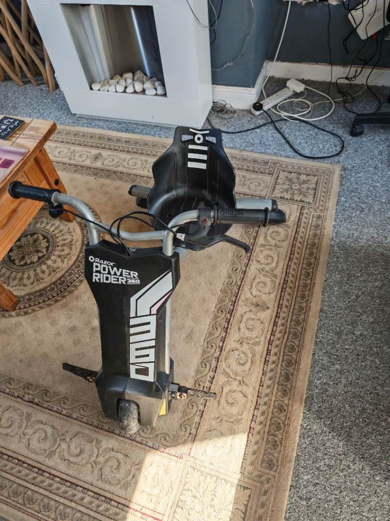 RAZOR POWER RIDER 360 ELECTRIC SCOOTER TRIKE