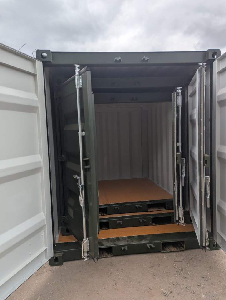 3 x Brand New Shipping Containers - Mini Set For Sale In UK.