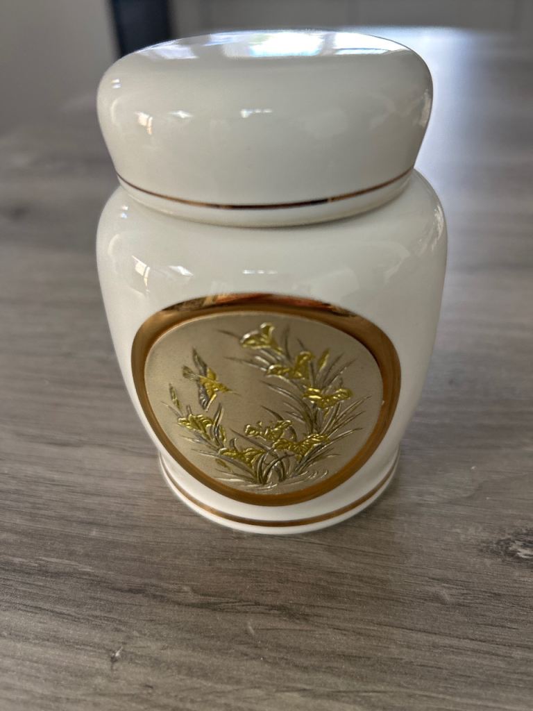 Small White Japanese Chokin Jar with Gold Hummingbird Design