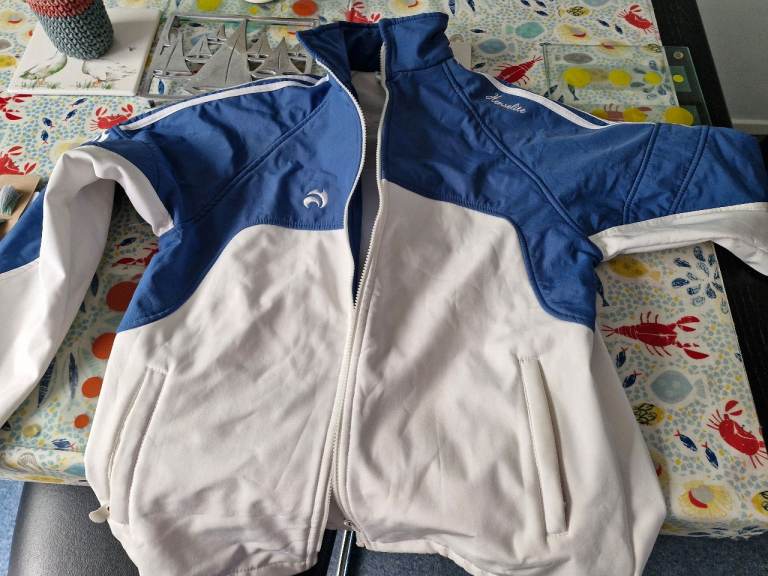 Henselite Coat