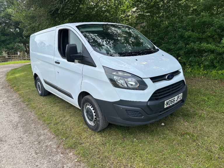 Transit custom euro 6 , 2ltr diesel, priced to sell only £3795 no vat px eelcome