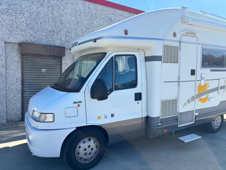 Motorhome fiat ducato 2.8 jtd fixed bed  4 berth 4 belts 
