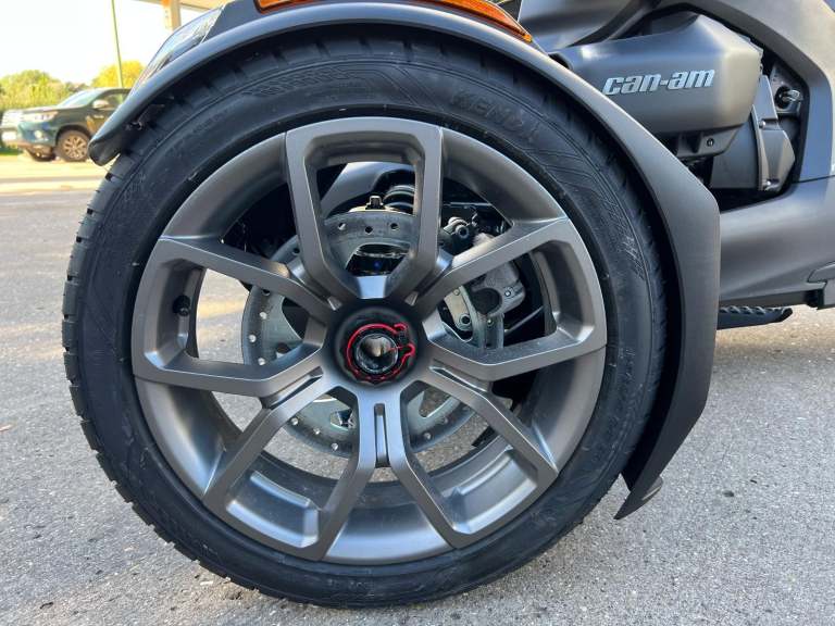 NEW 2025 Model Year Can-Am Ryker trike 900 automatic spyder trike