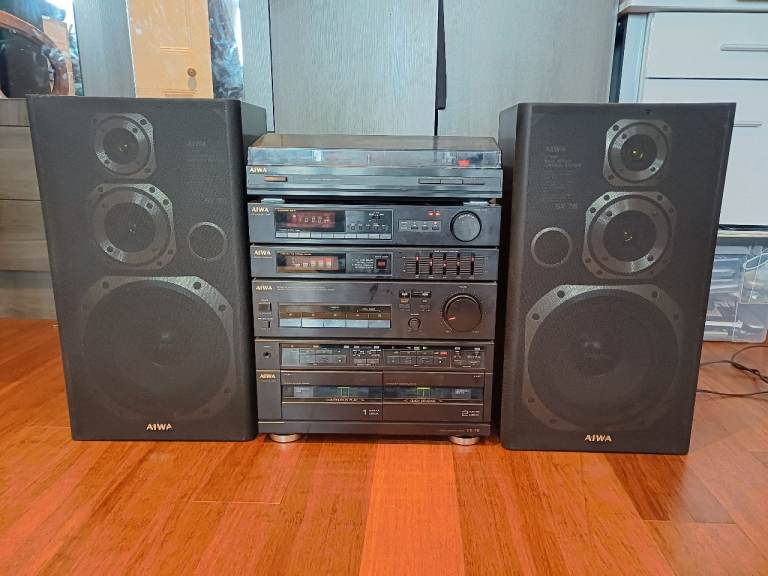 AIWA vintage quality stereo system 