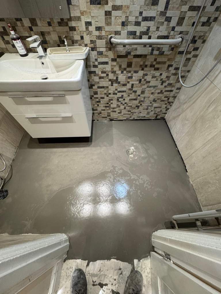 PLUMBER,TILER AND HANDYMAN