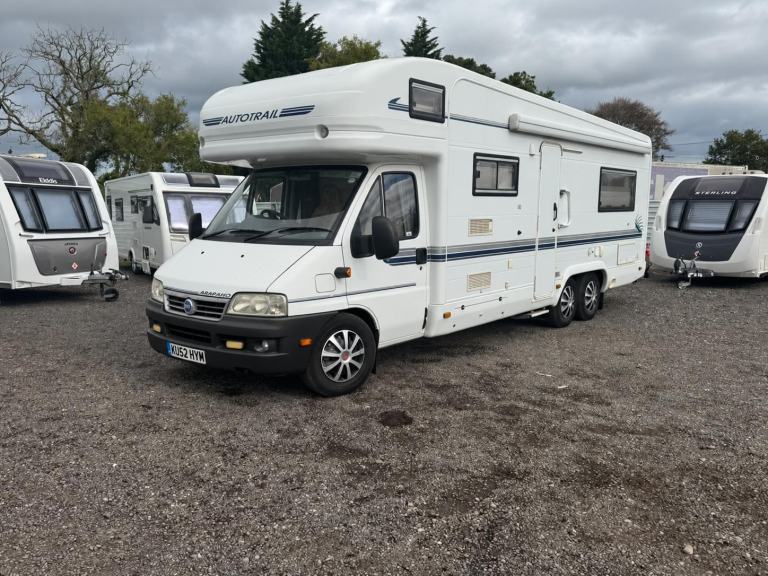 2002 AUTO-TRAIL ARAPAHO 2.8 DIESEL 6 BERTH TWIN AXEL AIR CON