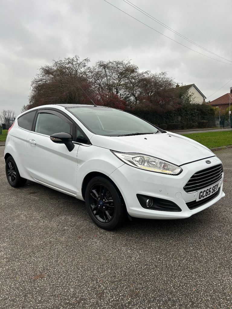 Ford, FIESTA, Hatchback, 2016, Manual, 998 (cc), 3 doors