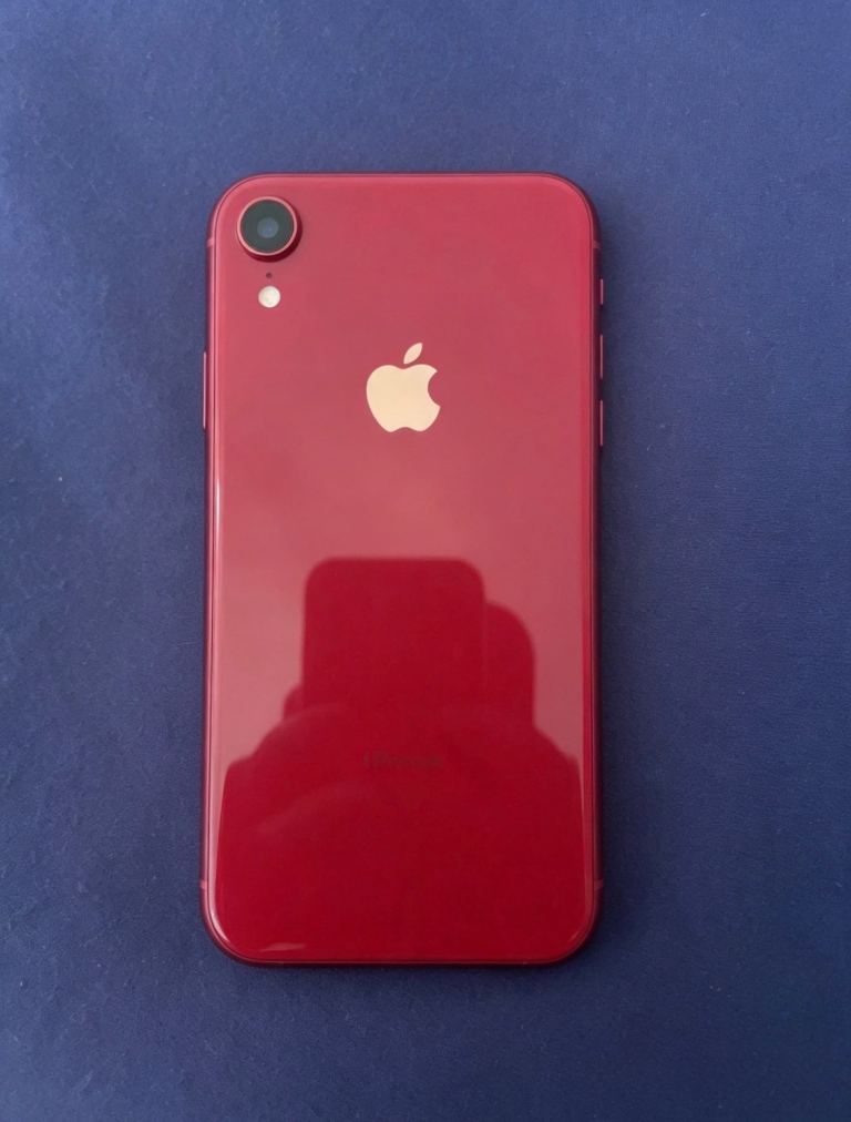 Apple iPhone XR (PRODUCT)RED – Good Condition