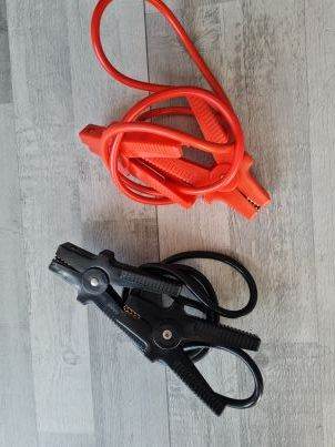 battery jump leads