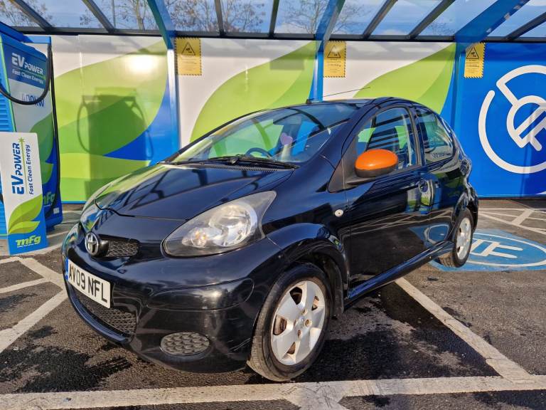 Toyota Aygo 1.0 VVT-i Black Edition – ULEZ Friendly – Manual - Drives GREAT !! 