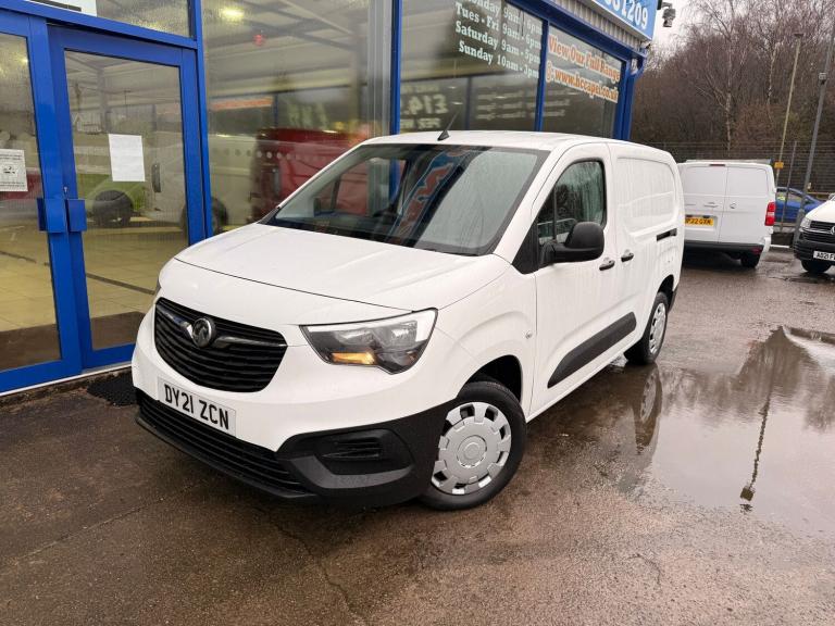 2021 Vauxhall Combo 1.5 Turbo D 2300 Dynamic 4dr Diesel Manual L2 H1100 ps Panel Van Diesel Manual