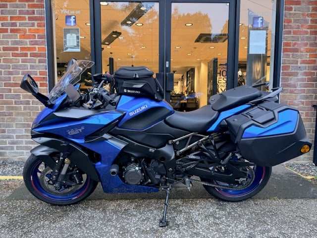 2022 SUZUKI GSX-S1000GT+