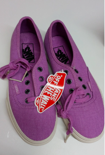 Vans Era Trainers pop rabbit / prism pink. UK Size 3.5. Brand New.