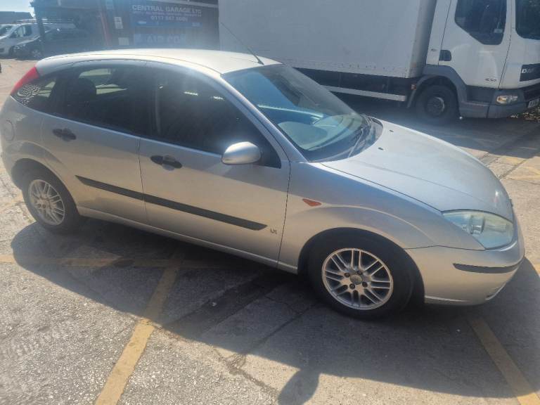 04 Ford Focus mk 1 facelift 5 door hatch 1.6 petrol manual CLEAN AIR ZONE COMPLIANT
