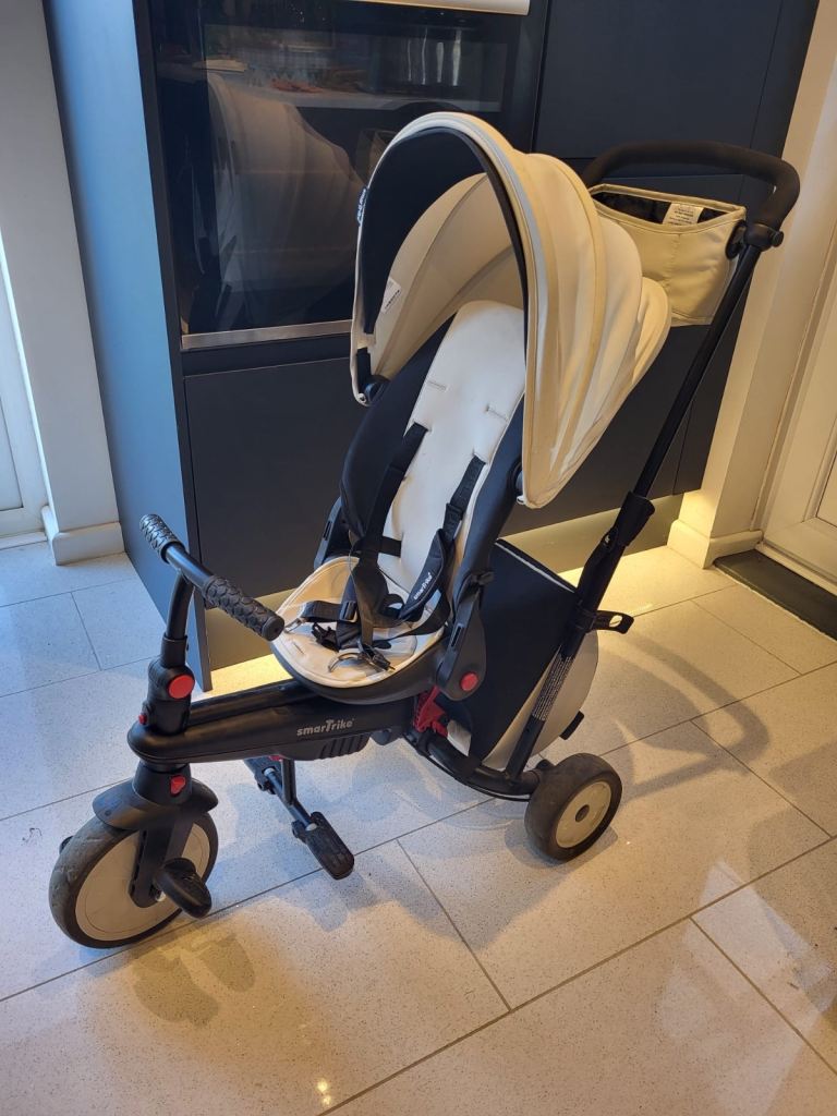 smarTrike 15kg push bike stroller trike 