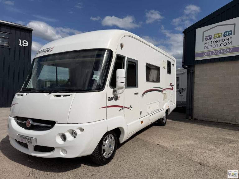 RAPIDO 9048 DF - 4 BERTH A Class MOTORHOME FOR SALE