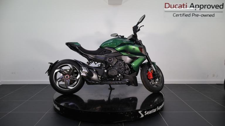 DUCATI DIAVEL FOR BENTLEY - 0 MILES - UNREGISTERED