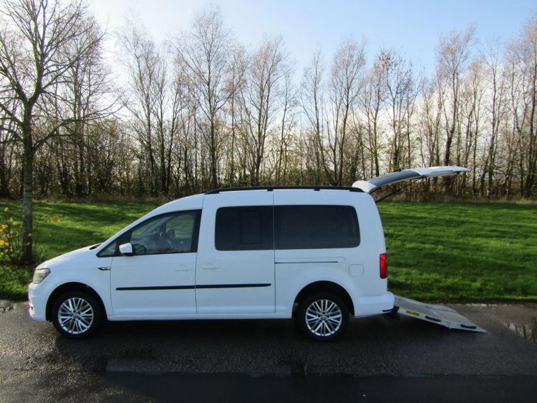2018 Volkswagen Caddy Maxi Life 2.0 TDI AUTOMATIC DSG Wheelchair Accessible Vehicle WAV MPV Diese...
