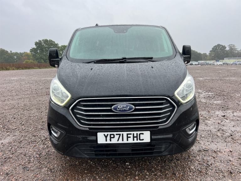 2021 Ford Tourneo Custom 320 TITANIUM ECOBLUE 9 SEATER Minibus Diesel/Ele Manual