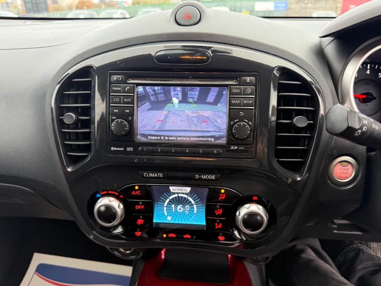 2012 Nissan Juke 1.6 Tekna 5dr HATCHBACK Petrol Manual