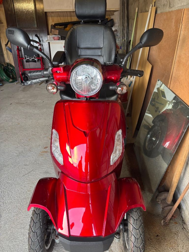 Mobility scooter
