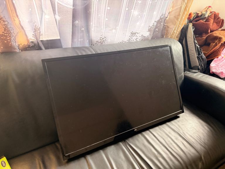 Small Black Flat Screen TV – Good Condition