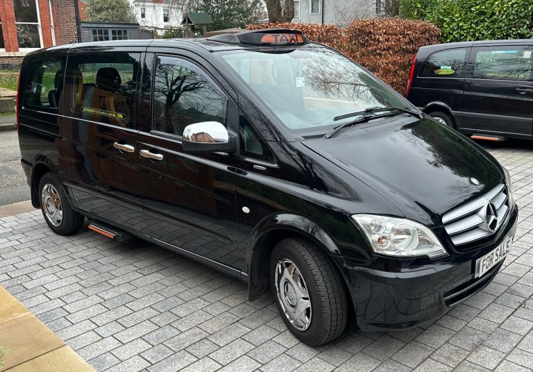 Mercedes Vito taxi EX London 