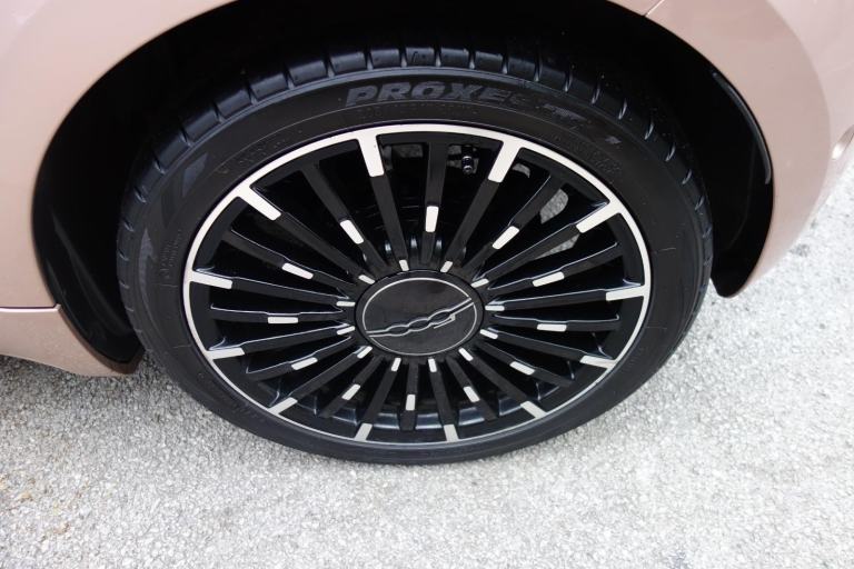 Fiat 500E 42kWh La Prima Hatchback 3dr Electric Auto (118 ps) ELECTRICITY 2022