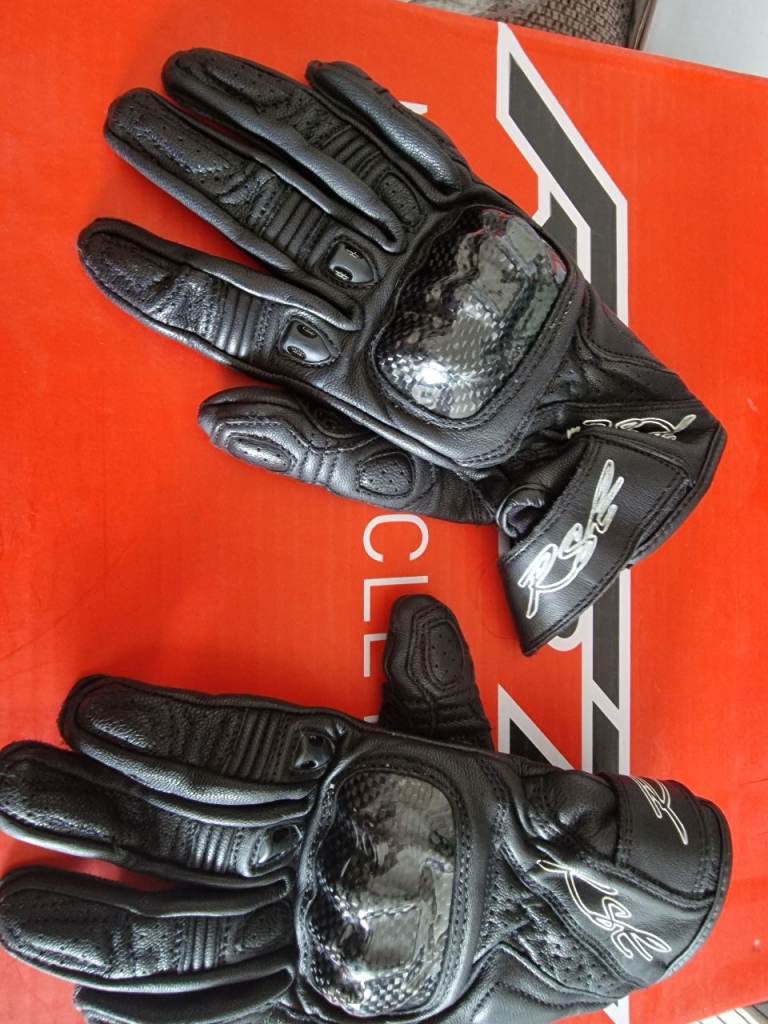 RST Gloves