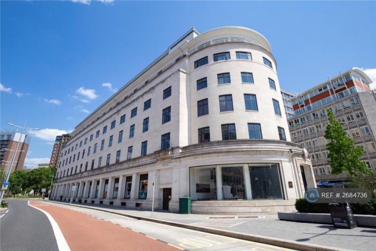 2 bedroom flat in Colston Avenue, Bristol, BS1 (2 bed) (#2684736)