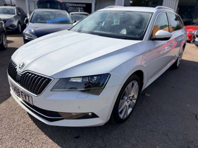2019 Skoda Superb 2.0 TDI SE L Executive Estate 5dr Diesel Manual Euro 6 (s/s) (150 ps) Estate Di...