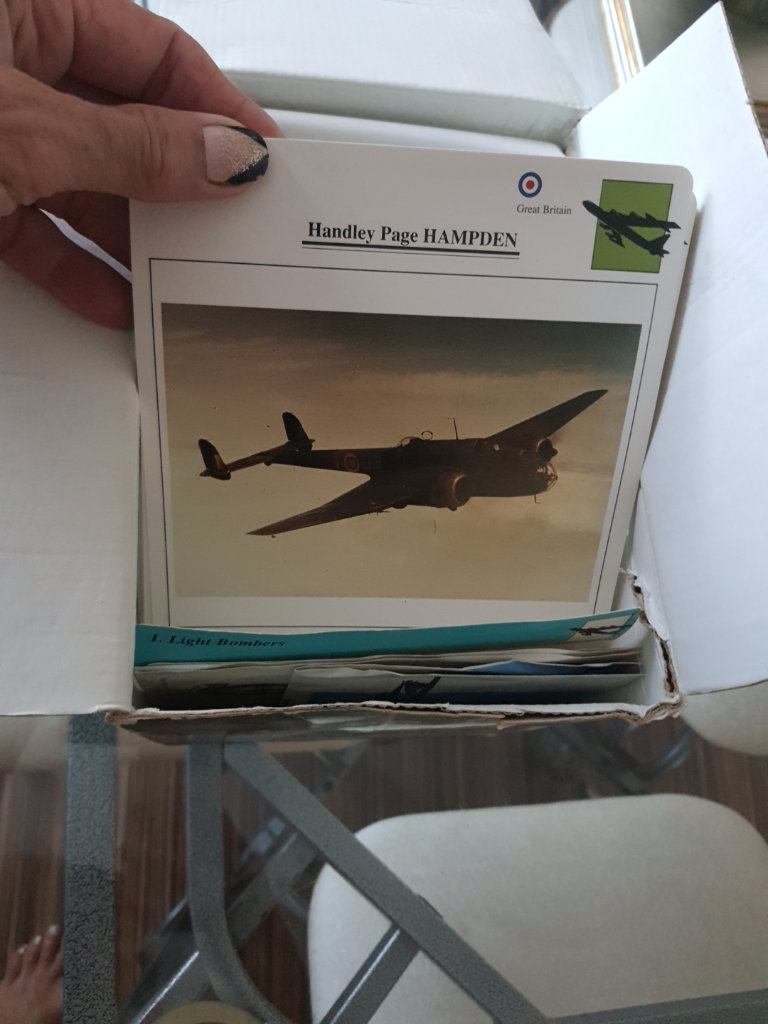 Warplanes Collectors ...🖤... Club Military Cards 1914 +