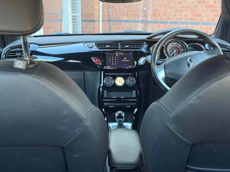 2016 DS Automobiles DS 3 1.2 PureTech Chic 3dr HATCHBACK PETROL Manual