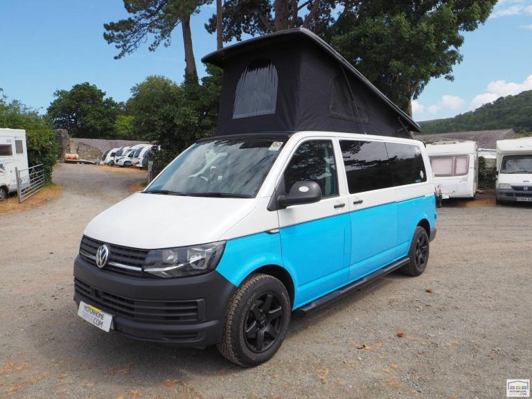 Volkswagen Transporter LWB T28 DSG, 3 Belt/4 Berth, U Shaped Lounge