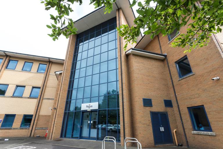 Cardiff - CF23 8RU \ Office Space for Rent - 2 Workstations